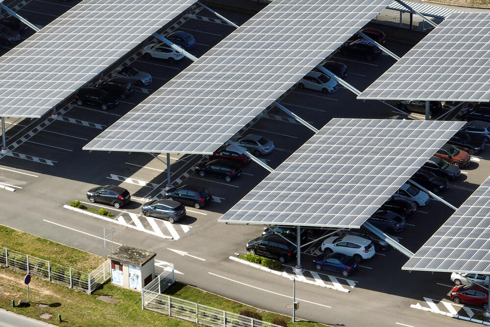 Fabrication de structure métallique pour ombrière photovoltaïque