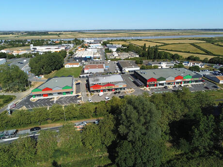 construction-cellules-commerciales-charpente-metallique-rochefort-charente-maritime