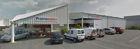 Promocash Rochefort-avant-renovation-bardage